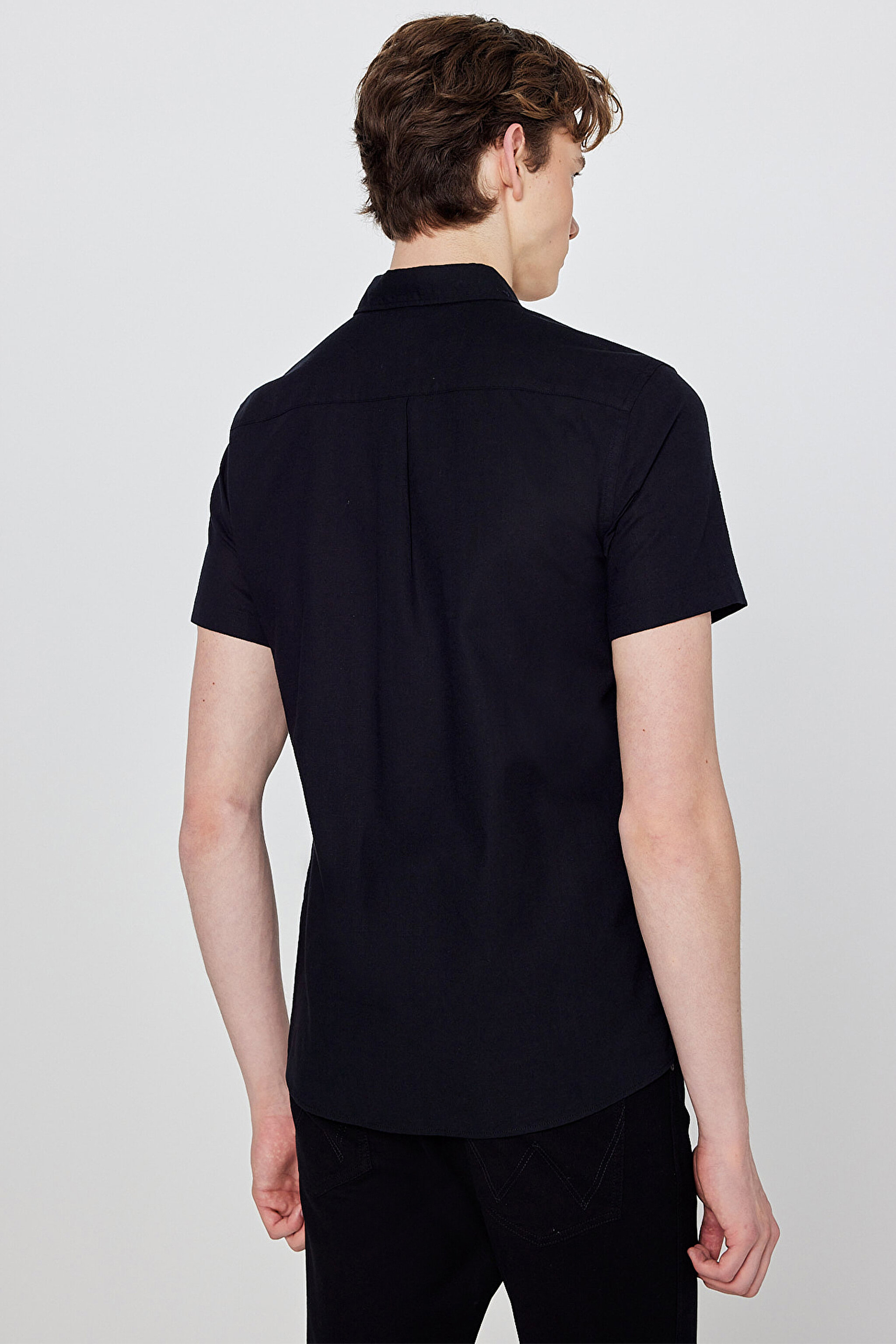 Regular Fit Normal Kesim Kısa Kollu Düğmeli Yaka Keten Gömlek - Black-W5J7LO100 (görsel 5)