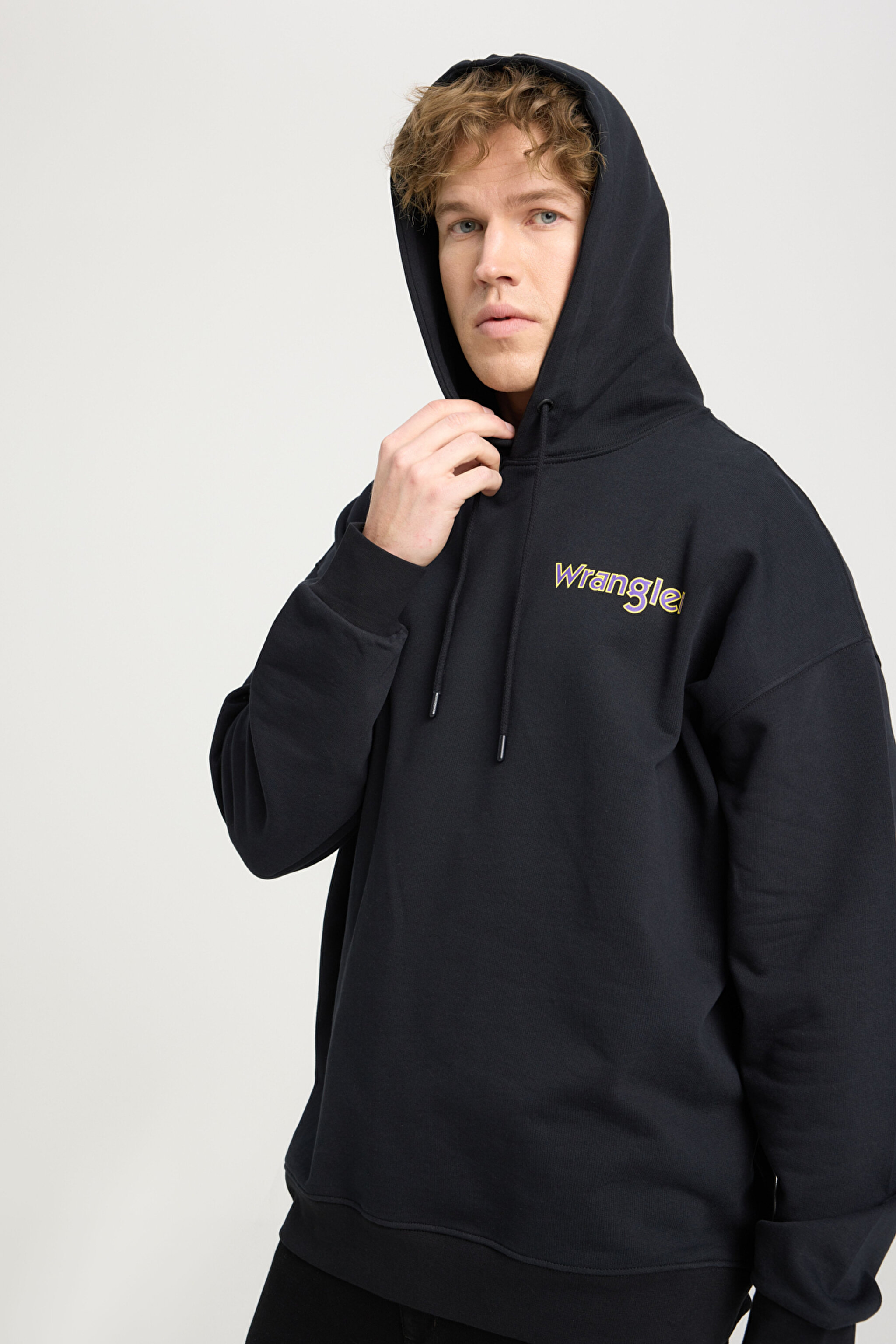 Regular Fit Normal Kesim %100 Pamuk Kapüşonlu Yaka Siyah Sweatshirt
