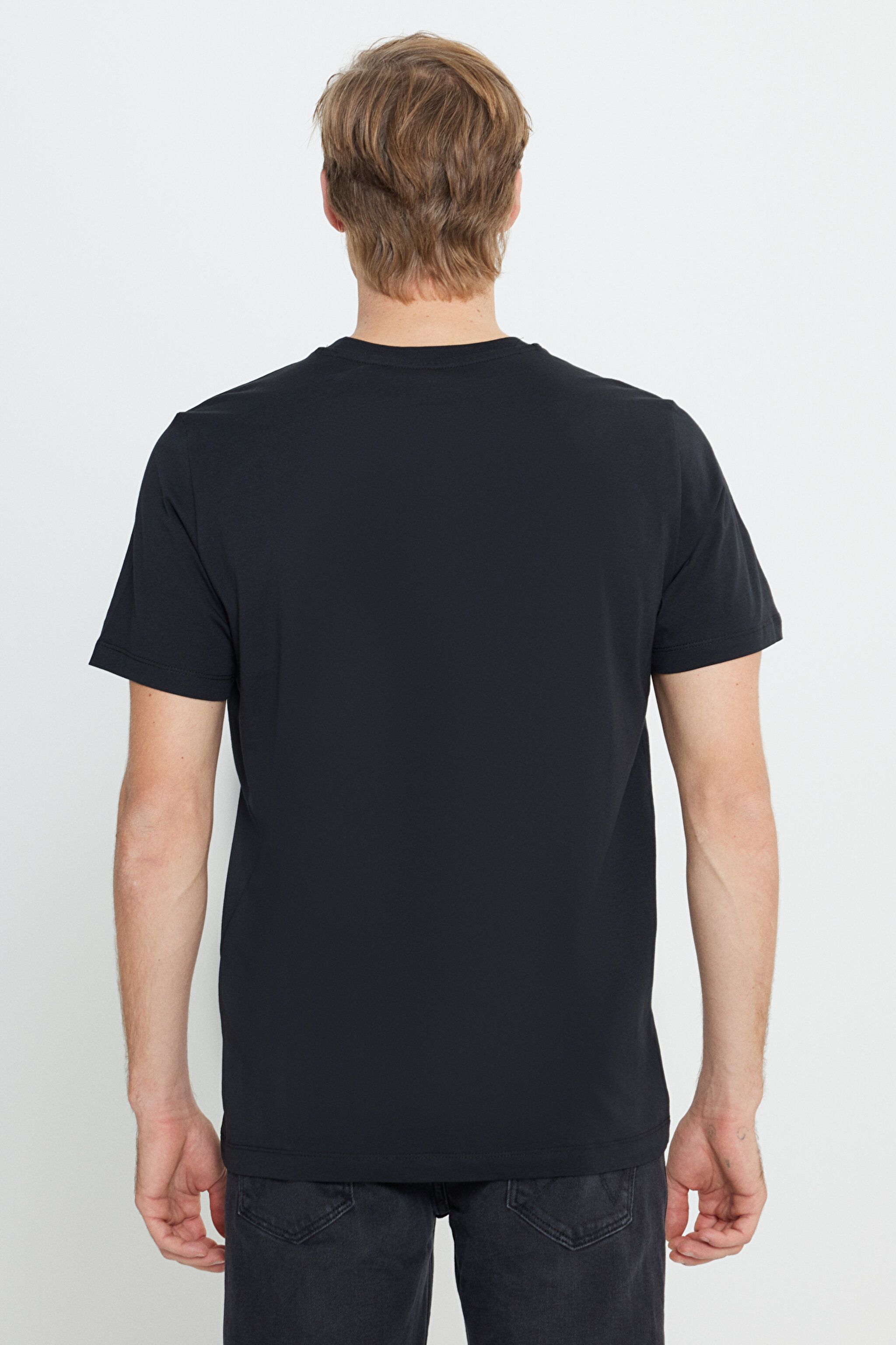 Regular Fit Normal Kesim Bisiklet Yaka %100 Pamuk Siyah Tişört - Black-W70MD3001 (görsel 5)