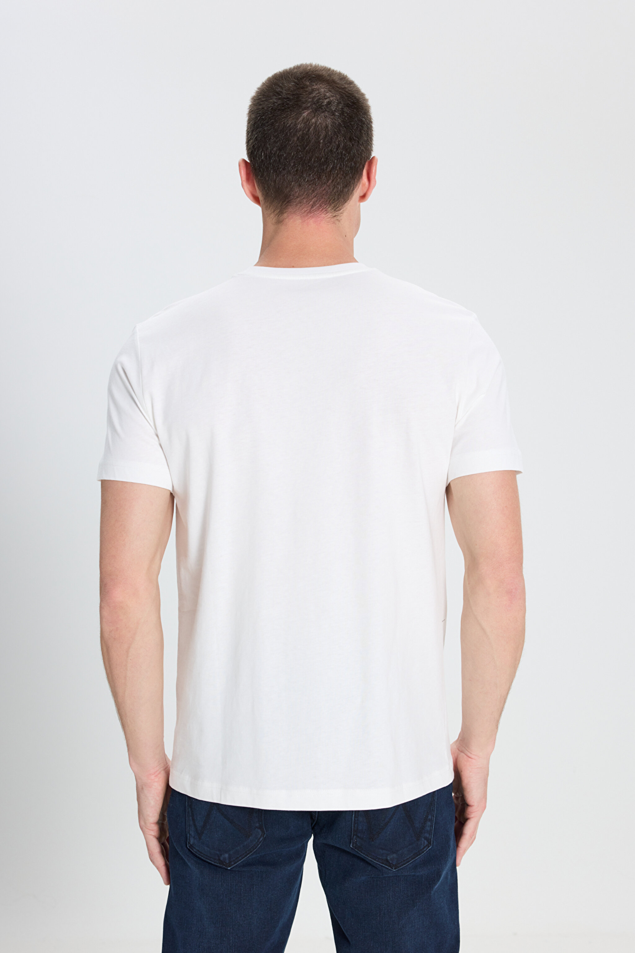 Regular Fit Normal Kesim %100 Pamuk Bisiklet Yaka Tişört - Off White-W7H4D3737 (görsel 5)