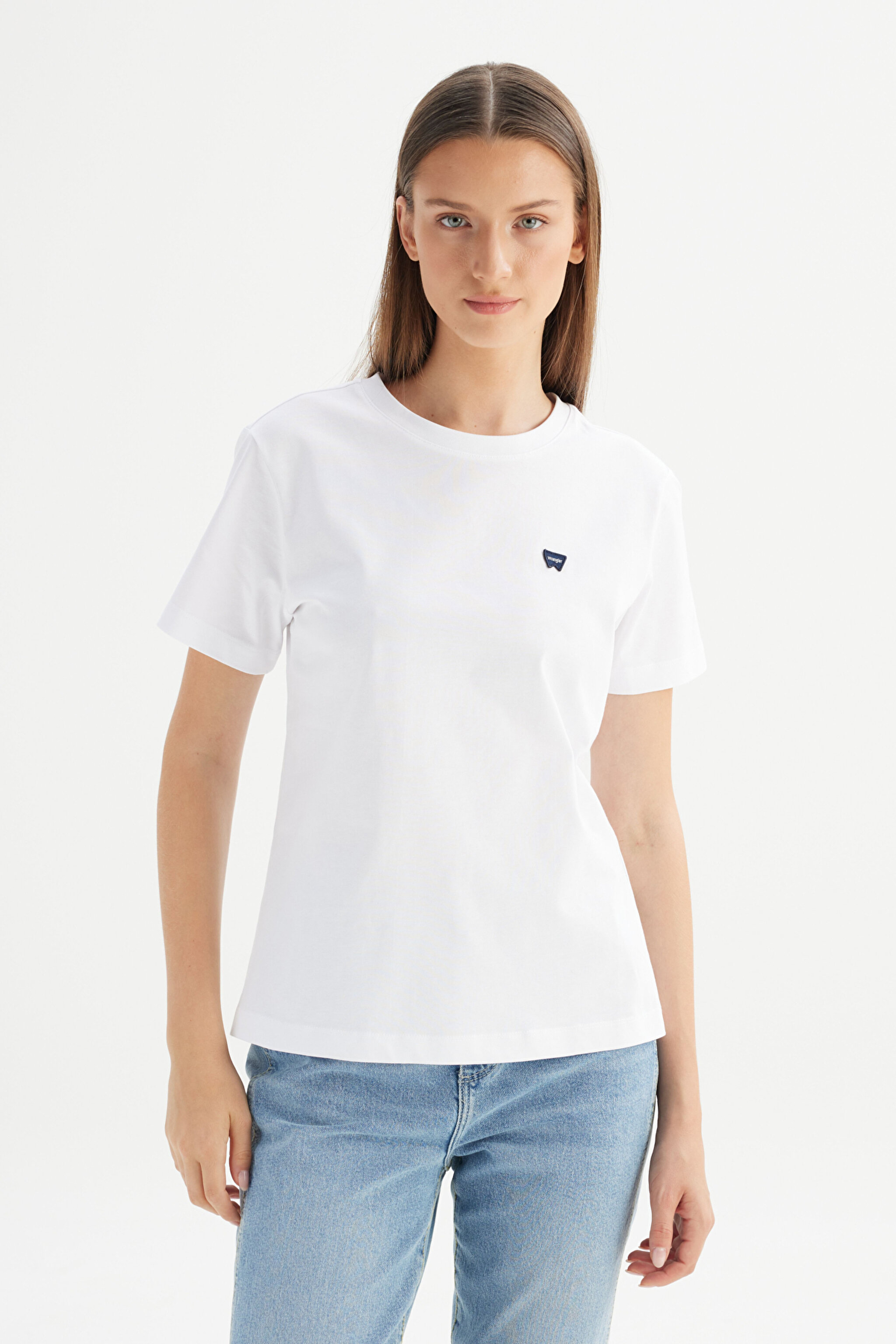 %100 Pamuk Regular Fit Normal Kesim Bisiklet Yaka Patch Logo Beyaz Tişört