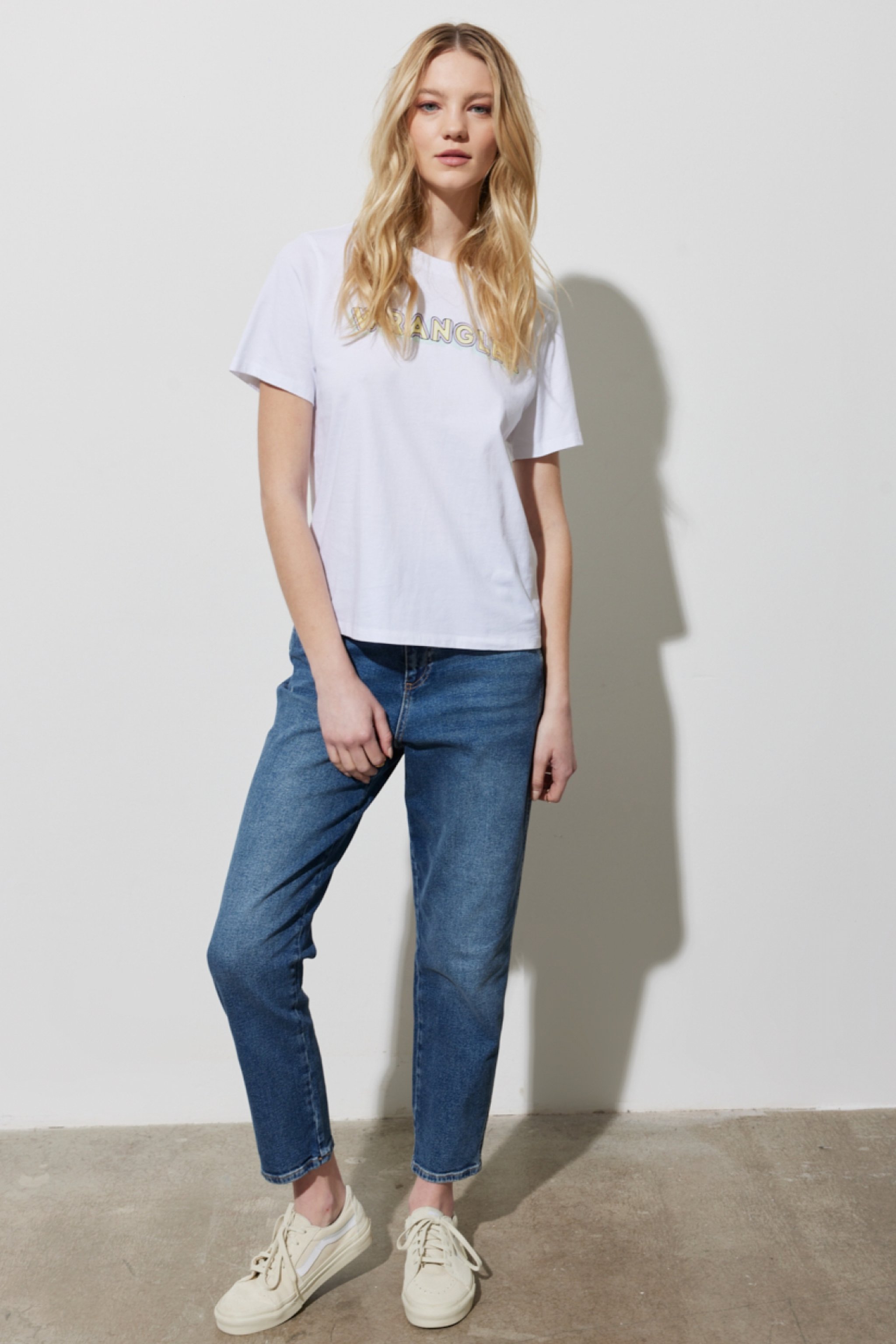 Regular Fit Normal Kesim %100 Pamuk Bisiklet Yaka Beyaz Tişört - White-W7XFD3989 (görsel 3)