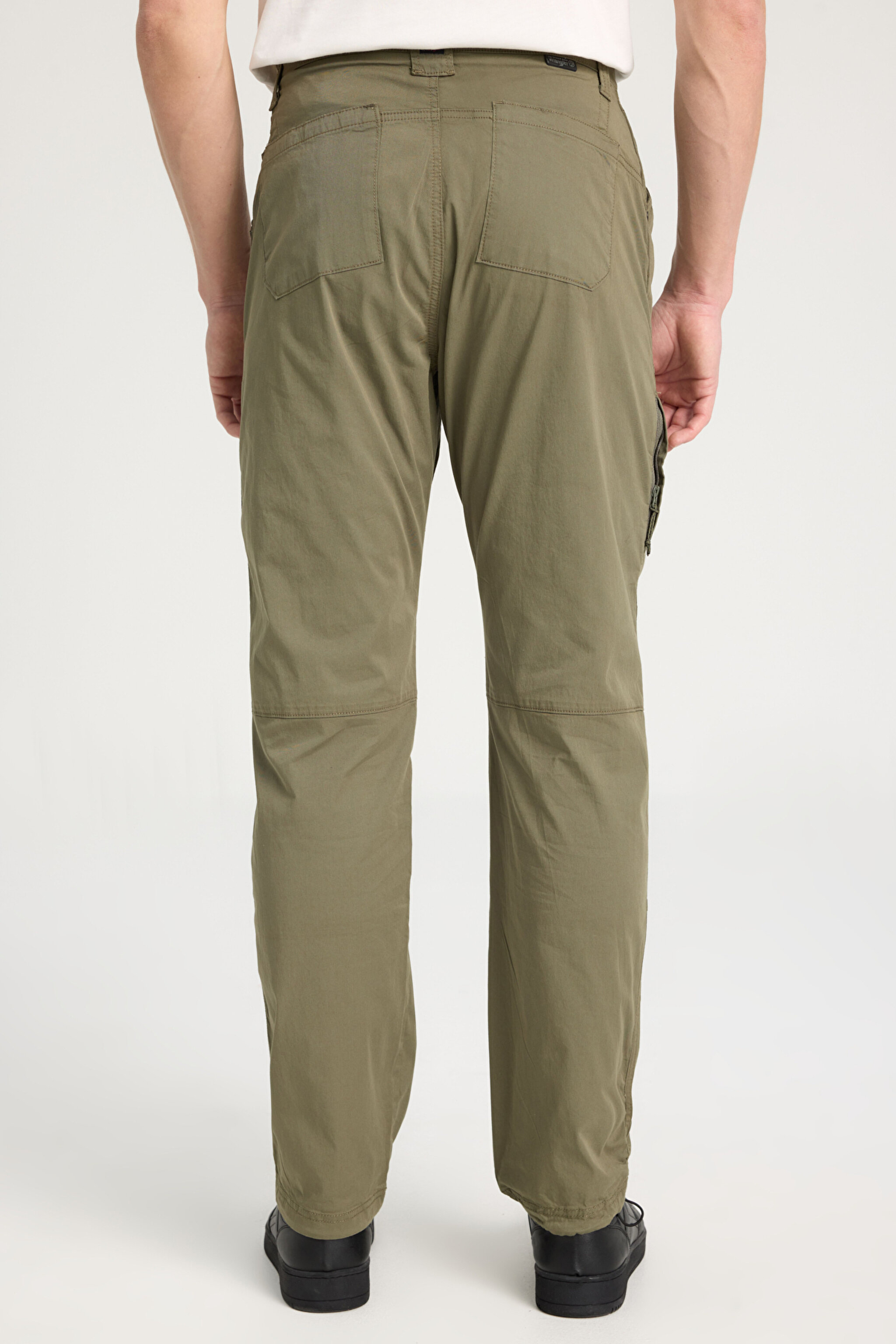 All Terrain Gear By Wrangler Regular Fit Normal Kesim Normal Bel Yeşil Jogger Pantolon - Dusty Olive-WA1YFFX45 (görsel 7)