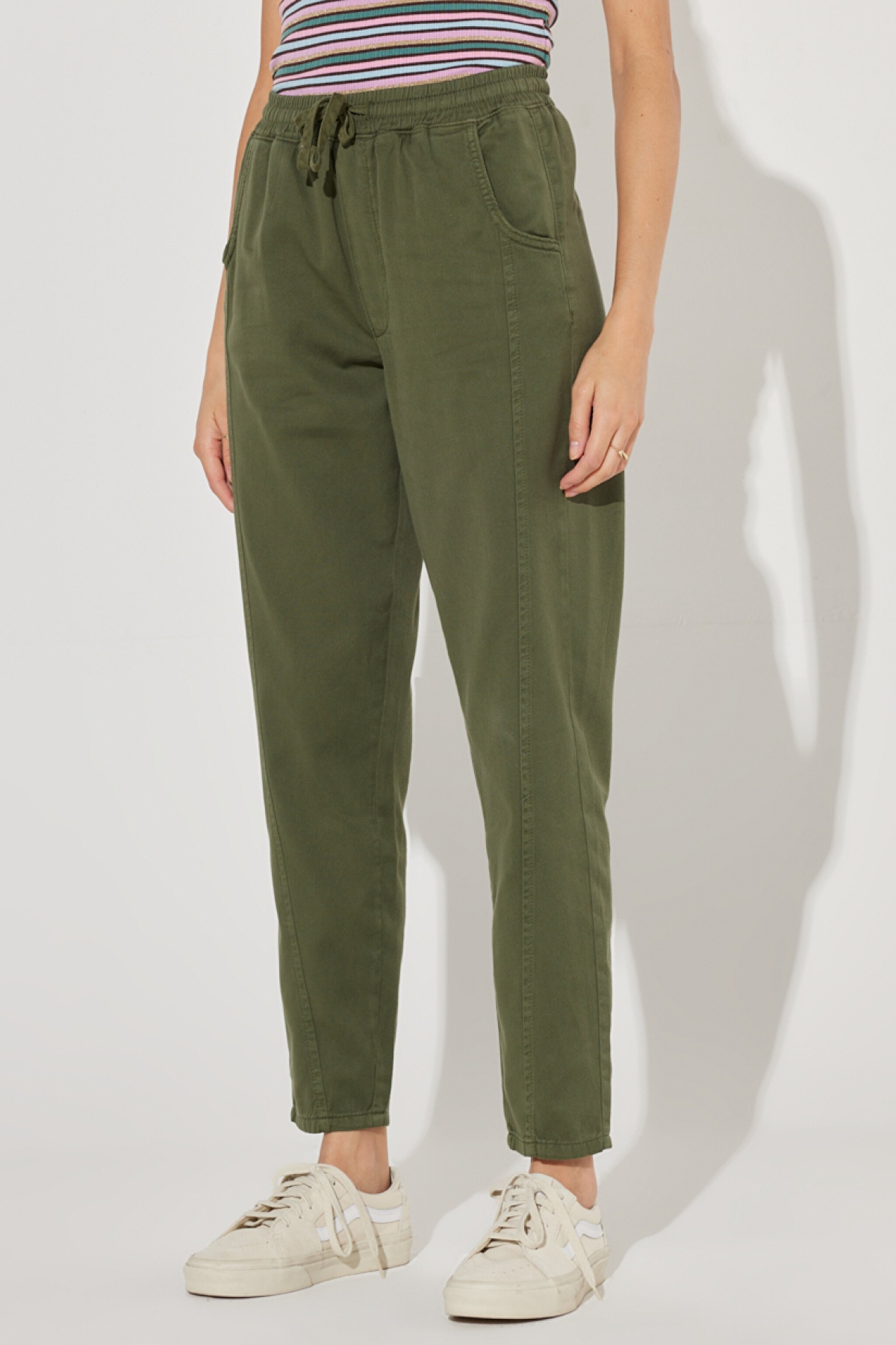 Regular Fit Normal Kesim %100 Pamuk Haki Jogger Pantolon