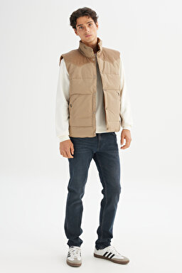 Regular Fit Normal Kesim Çift Kullanımlı Deve Tüyü Şişme Yelek - Sand-CHLD507064755 (görsel 2)