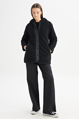 Regular Fit Normal Kesim Kapüşonlu Siyah Kapitoneli Mont - Black-CHW232275001 (görsel 3)