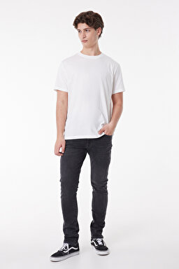 Regular Fit Normal Kesim Sıfır Yaka %100 Pamuk Beyaz Tişört - White-L221069100 (görsel 2)