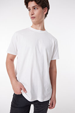 Regular Fit Normal Kesim Sıfır Yaka %100 Pamuk Beyaz Tişört - White-L221069100 (görsel 3)