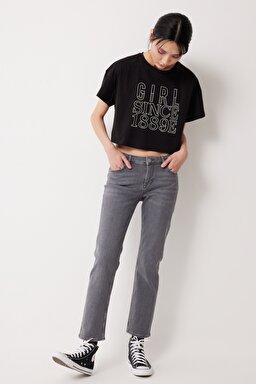 Loose Fit Rahat Kesim %100 Pamuk Bisiklet Yaka Siyah Tişört - Black-L221094001 (görsel 4)