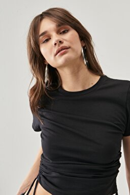 Slim Fit Dar Kesim %100 Pamuk Bisiklet Yaka Tişört - Black-L221316001 (görsel 4)