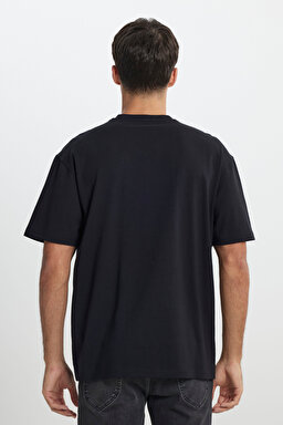 Loose Fit Rahat Kesim Bisiklet Yaka %100 Pamuk Siyah Tişört - Black-L222001001 (görsel 6)