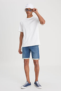Loose Fit Rahat Kesim Bisiklet Yaka %100 Pamuk Kırık Beyaz Tişört - Off White-L222001102 (görsel 3)