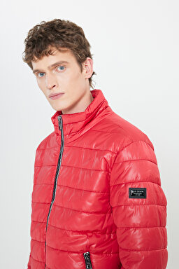 Regular Fit Normal Kesim Dik Yaka Kırmızı Şişme Mont - Red-L222378600 (görsel 4)