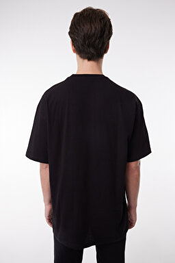 Regular Fit Rahat Kesim %100 Pamuk Bisiklet Yaka Kısa Kollu Tişört - Black-L222610001 (görsel 5)