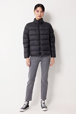 Regular Fit Normal Kesim Dik Yaka Siyah Şişme Mont - Black-L222714001 (görsel 3)