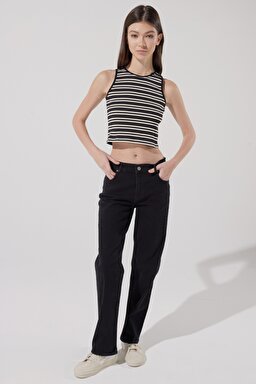 Slim Fit Dar Kesim Bisiklet Yaka Kolsuz Crop Siyah Çizgili Esnek Tişört - Black-L231133001 (görsel 6)