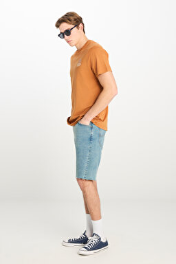 Regular Fit Normal Kesim Normal Bel Açık Mavi Esnek Jean Kot Şort - Light Blue-L231141404 (görsel 2)