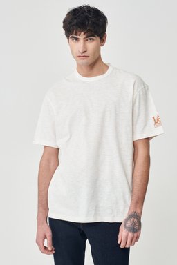 Loose Fit Rahat Kesim Bisiklet Yaka Kırık Beyaz Tişört - Off White-L231240102