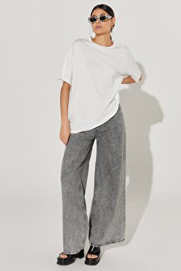 Loose Fit Rahat Kesim Bisiklet Yaka %100 Pamuk Kırık Beyaz Tişört - Off White-L231308102 (görsel 7)