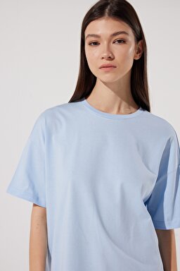 Loose Fit Rahat Kesim %100 Pamuk Bisiklet Yaka Mavi Tişört - Blue-L231308400