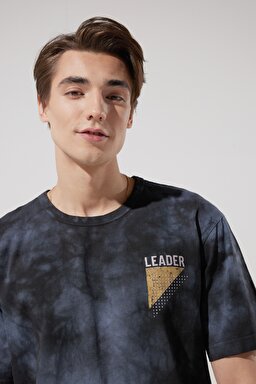 Loose Fit Rahat Kesim %100 Pamuk Bisiklet Yaka Tişört - Multi-L231333900 (görsel 2)