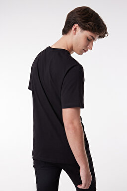 Regular Fit Normal Kesim %100 Pamuk Bisiklet Yaka Siyah Tişört - Black-L231734001 (görsel 4)