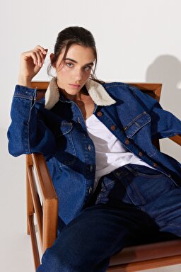 Loose Fit Rahat Kesim %100 Pamuk Sherpa Yaka Mavi Jean Kot Ceket - Mid Blue-L232097XT (görsel 6)