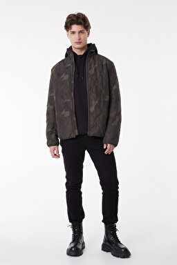 Regular Fit Normal Kesim Dik Yaka Haki Kapitone Ceket - Green Camo-L232140310 (görsel 2)