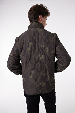 Regular Fit Normal Kesim Dik Yaka Haki Kapitone Ceket - Green Camo-L232140310 (görsel 5)