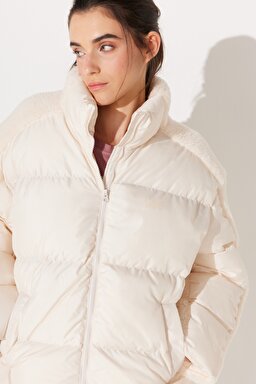Loose Fit Rahat Kesim Dik Yaka Sherpa Detaylı Bej Mont - Beige-L232194614 (görsel 4)