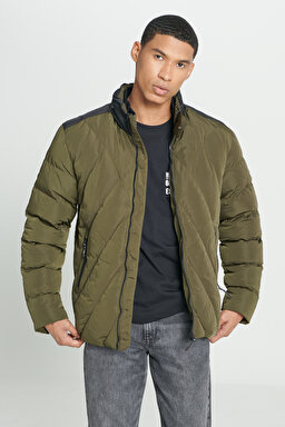 Regular Fit Normal Kesim Kapüşonlu Tam Fermuarlı Haki Mont - Khaki-L232199801 (görsel 2)