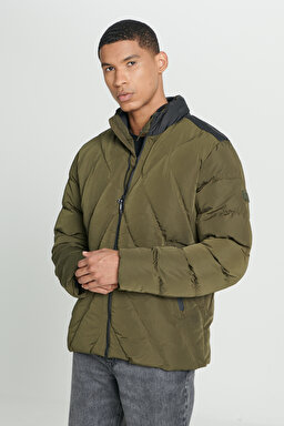 Regular Fit Normal Kesim Kapüşonlu Tam Fermuarlı Haki Mont - Khaki-L232199801 (görsel 3)