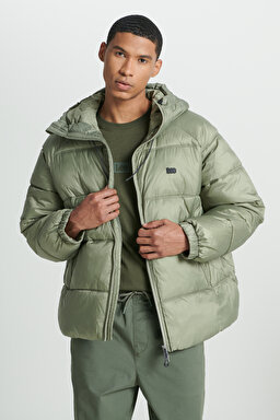 Regular Fit Normal Kesim Kapüşonlu Açık Yeşil Şişme Mont - Light Green-L232213299 (görsel 2)
