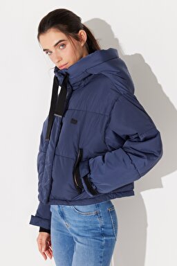 Regular Fit Normal Kesim Kapüşonlu Dik Yaka Lacivert Şişme Mont - Blue-L232233400 (görsel 3)
