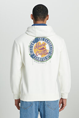 Regular Fit Normal Kesim Kapüşonlu İçi Polarlı Sırt Baskılı Kırık Beyaz Sweatshirt - Off White-L232273102 (görsel 2)
