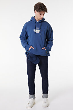 Loose Fit Rahat Kesim Kapüşonlu İçi Polarlı Sırt Baskılı Mavi Sweatshirt - Blue-L232274400 (görsel 3)