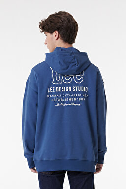 Loose Fit Rahat Kesim Kapüşonlu İçi Polarlı Sırt Baskılı Mavi Sweatshirt - Blue-L232274400 (görsel 5)