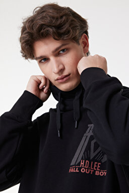 Loose Fit Rahat Kesim Kapüşonlu Şardonlu Siyah Sweatshirt - Black-L232278001