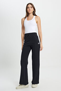 Loose Fit Rahat Kesim Normal Bel Geniş Paça Şardonlu Siyah Sweatpant - Black-L232363001 (görsel 2)