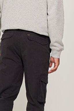 Regular Fit Normal Kesim Normal Bel Kargo Cepli Siyah Esnek Jooger Pantolon - Washed Black-L232498JA (görsel 5)