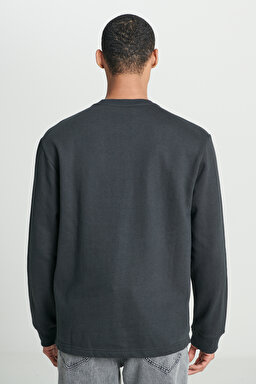 Regular Fit Normal Kesim Bisiklet Yaka Şardonlu Siyah Sweatshirt - Black-L232519001 (görsel 5)