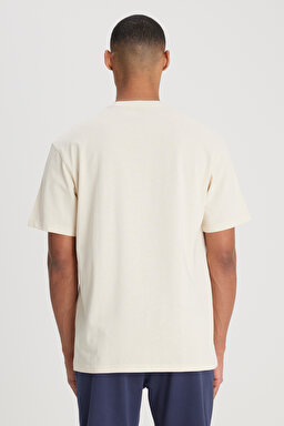 Loose Fit Rahat Kesim Bisiklet Yaka %100 Pamuk Ekru Tişört - Ecru-L241182104 (görsel 5)