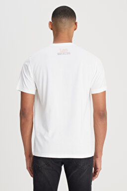 Regular Fit Normal Kesim Bisiklet Yaka %100 Pamuk Beyaz Tişört - White-L241330100 (görsel 5)