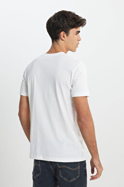 Regular Fit Normal Kesim Bisiklet Yaka %100 Pamuk Beyaz Tişört - White-L241521100 (görsel 4)