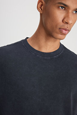 Loose Fit Rahat Kesim Bisiklet Yaka Antrasit Tişört - Anthracite-L241569003 (görsel 4)