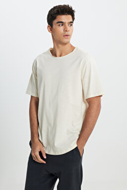 Regular Fit Normal Kesim Bisiklet Yaka %100 Pamuk Bej Tişört - Beige-L241570614