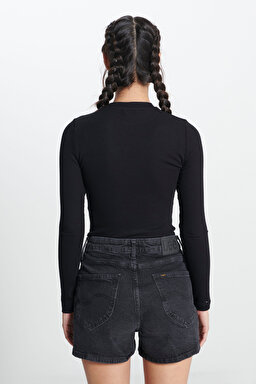 Slim Fit Dar Kesim Bisiklet Yaka Uzun Kollu Siyah Tişört - Black-L241623001 (görsel 5)