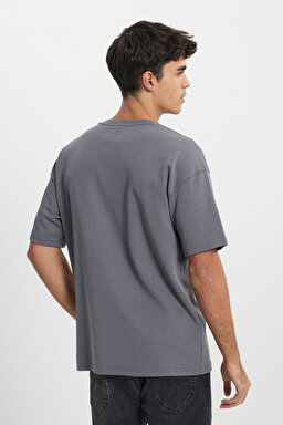 Loose Fit Rahat Kesim Bisiklet Yaka Siyah Tişört - Anthracite-L241669003 (görsel 4)
