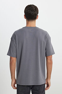Loose Fit Rahat Kesim Bisiklet Yaka Siyah Tişört - Anthracite-L241669003 (görsel 5)