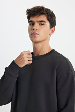Loose Fit Rahat Kesim Bisiklet Yaka İçi Polarlı Antrasit Sweatshirt - Anthracite-L242121003 (görsel 6)